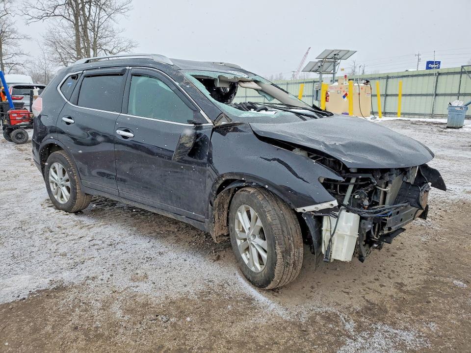 2016 Nissan Rogue sv