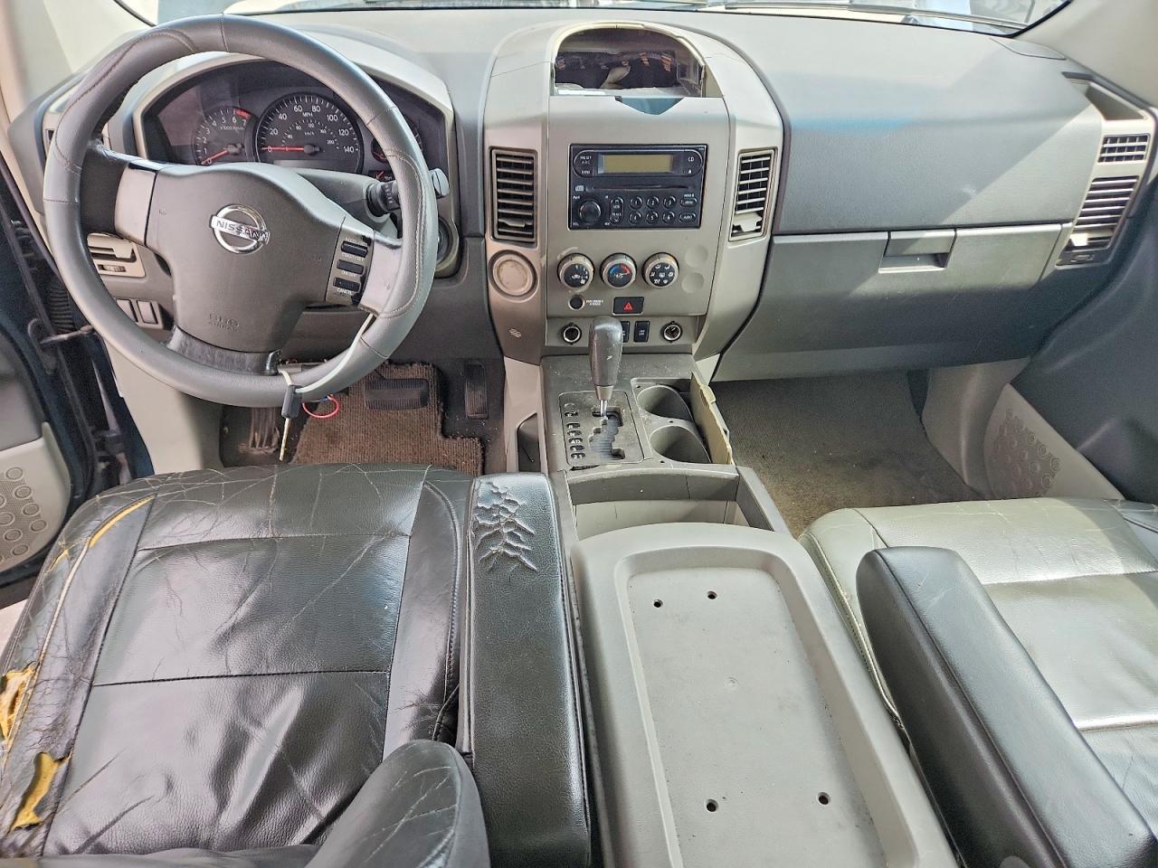 2004 Nissan Titan XE