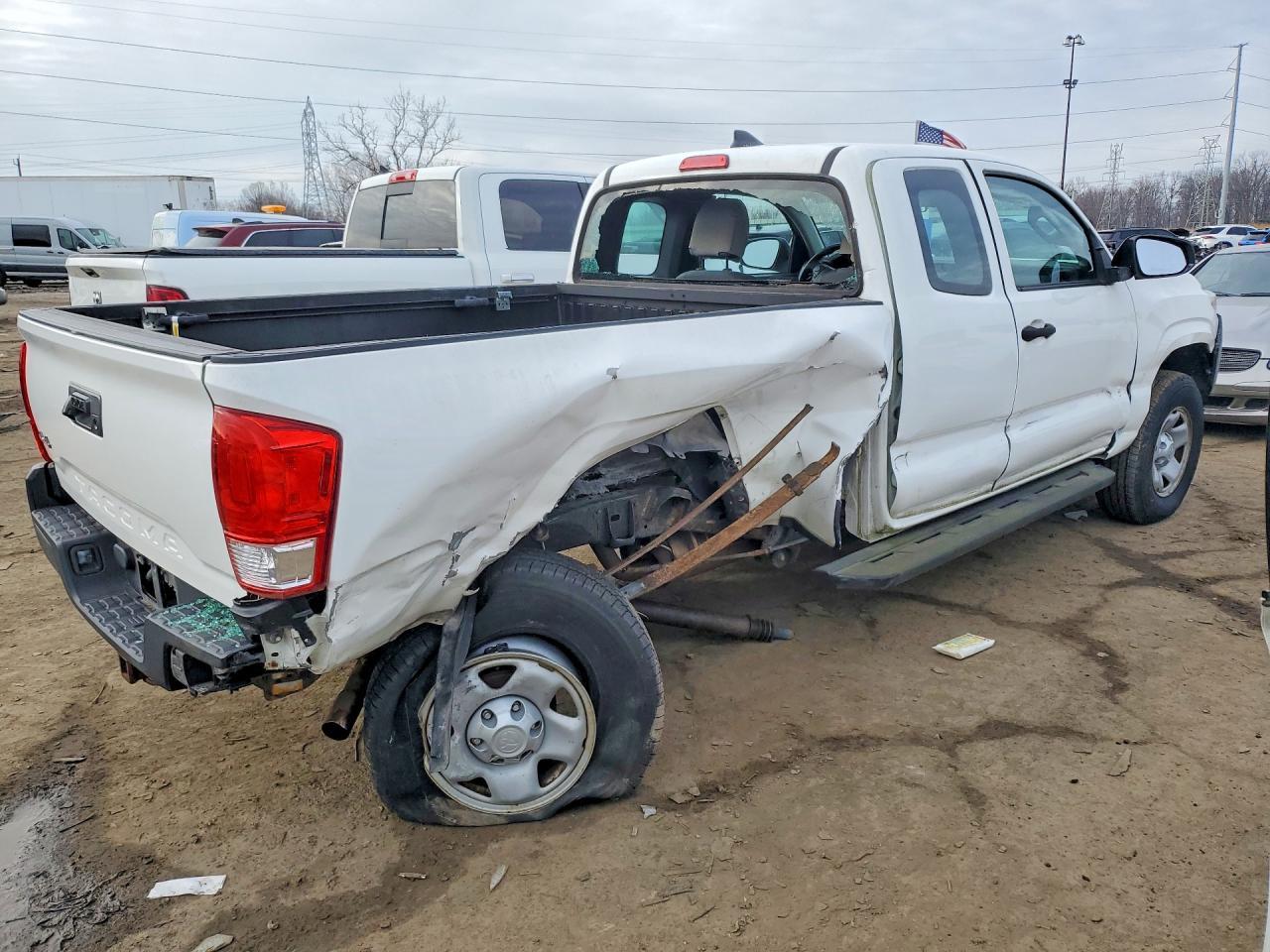 2016 Toyota Tacoma SR