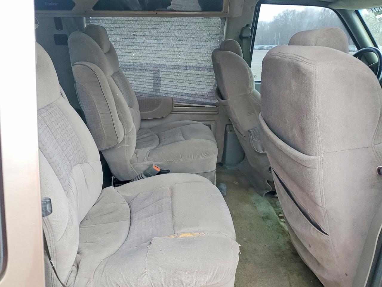 2001 GMC Safari