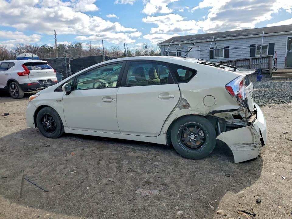 2014 Toyota Prius Three
