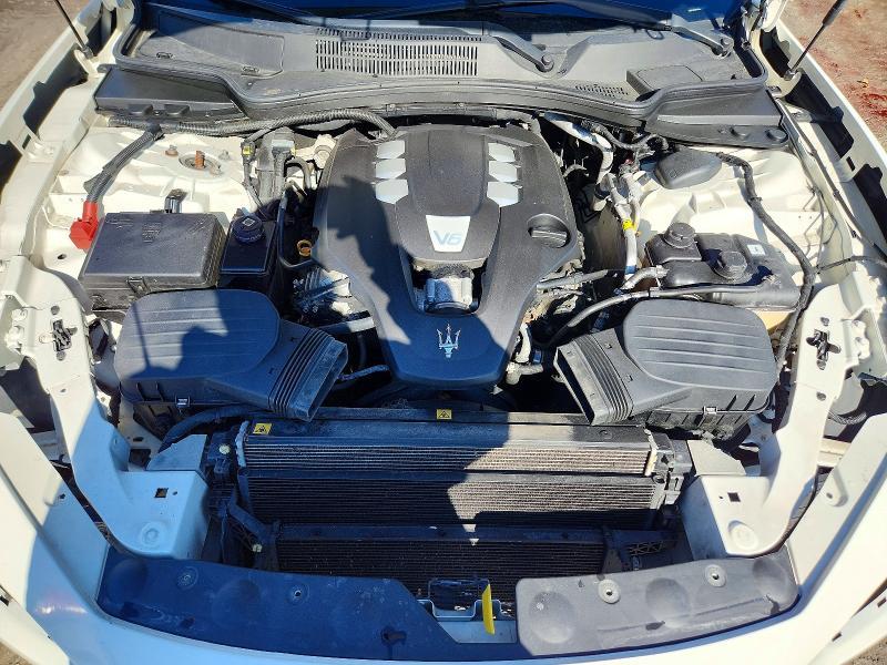 2015 Maserati Ghibli