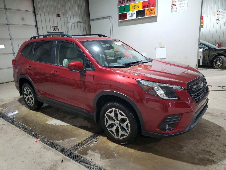 2024 Subaru Forester Premium