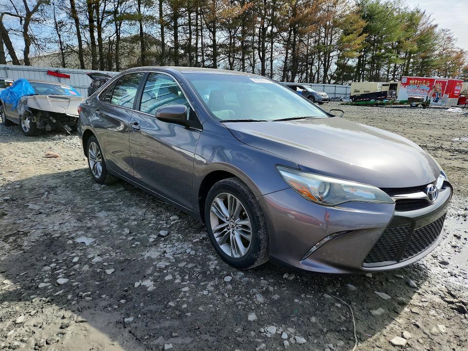 2015 Toyota Camry se