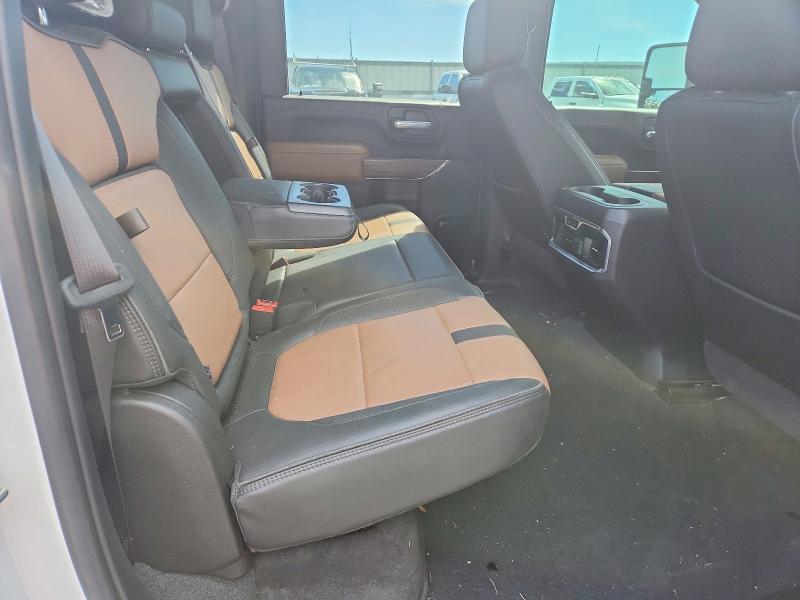 2021 Chevrolet Silverado K3500 High Country