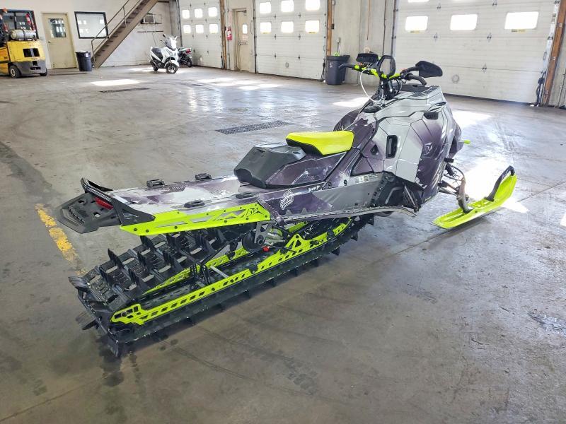 2023 Skidoo Summit Expert 165 tu