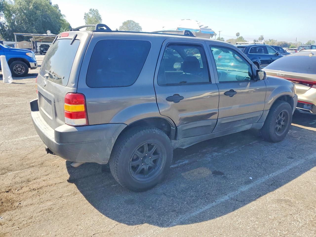2003 Ford Escape xlt
