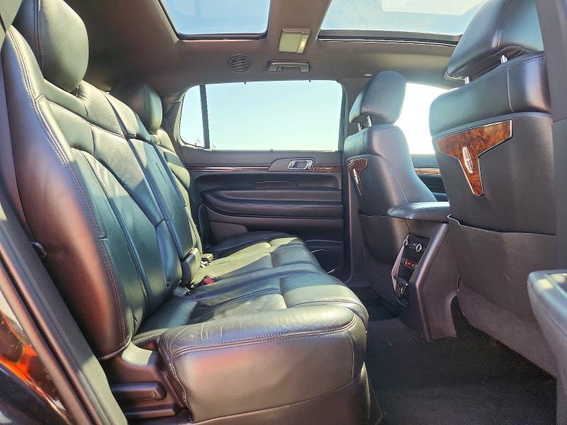 2013 Lincoln Townhouse MKT