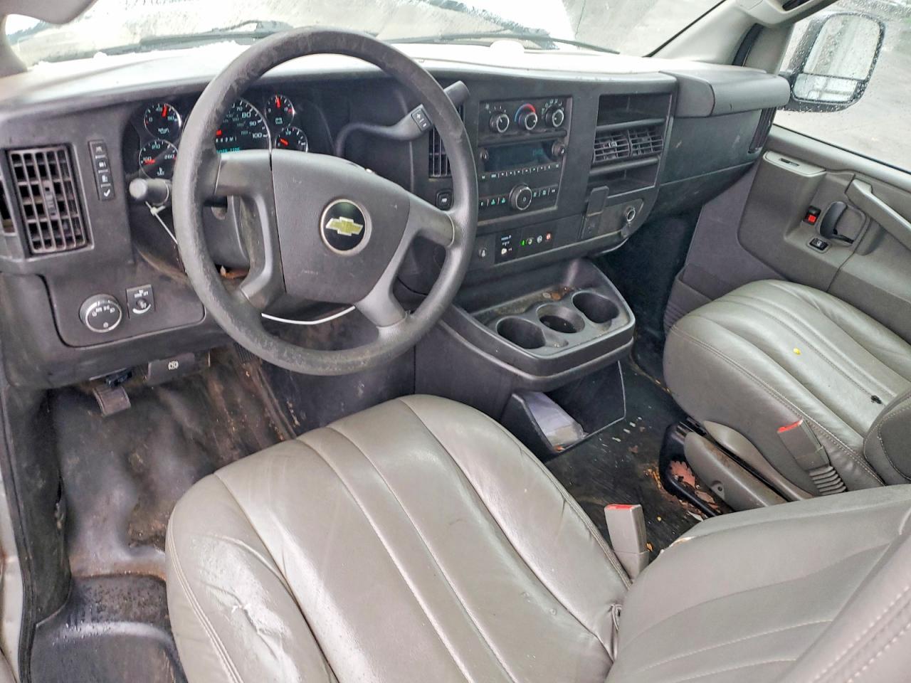 2017 Chevrolet Express G2500
