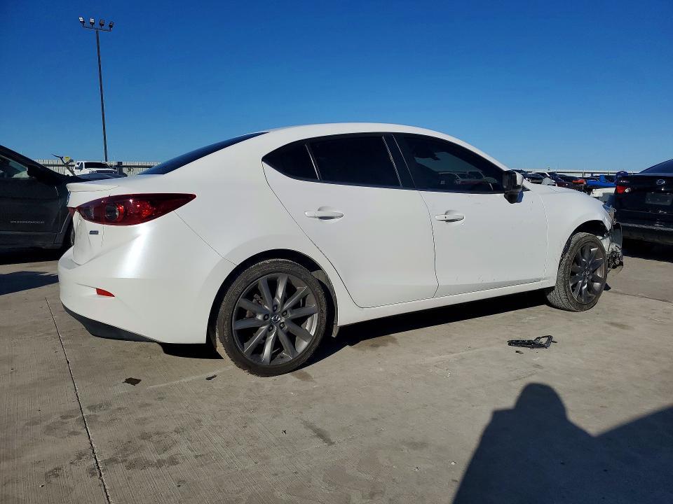 2018 Mazda 3 Touring