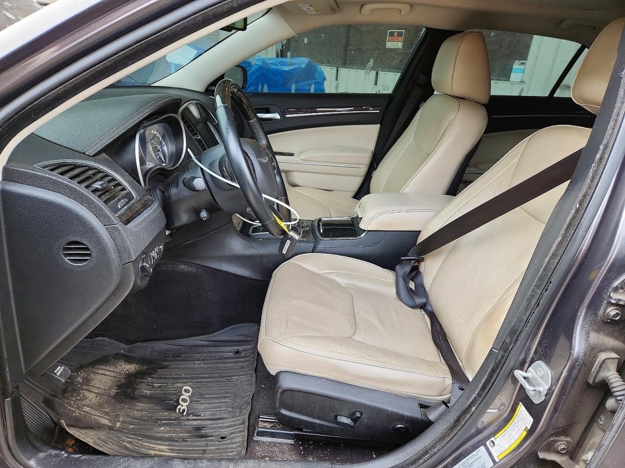 2016 Chrysler 300c