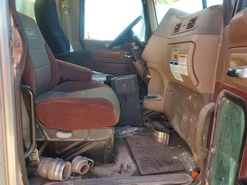 2009 Peterbilt 388 Water Truck