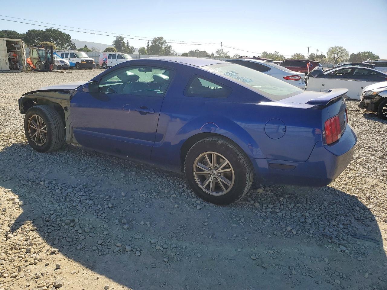 2005 Ford Mustang