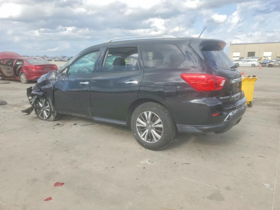 2018 Nissan Pathfinder s