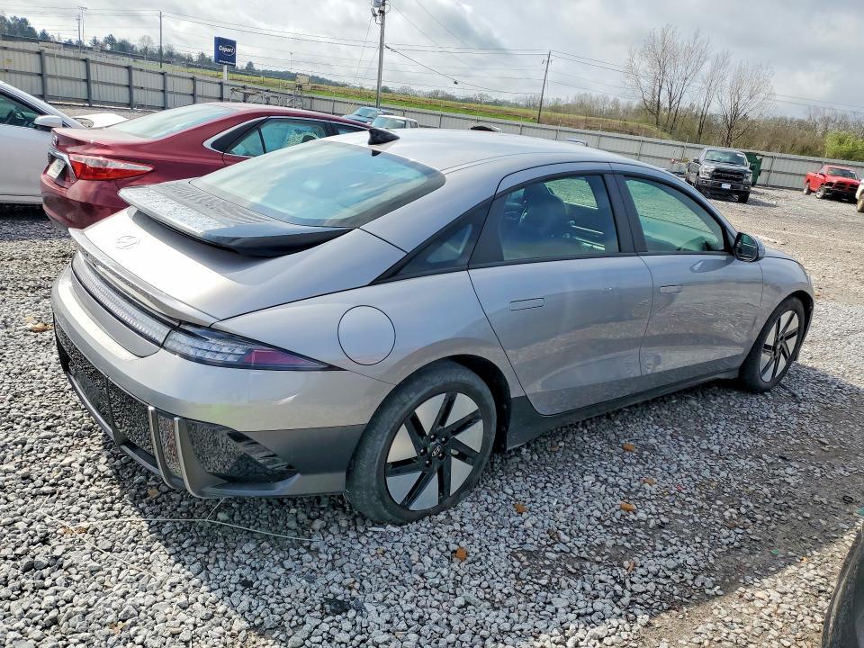 2024 Hyundai Ioniq 6 se