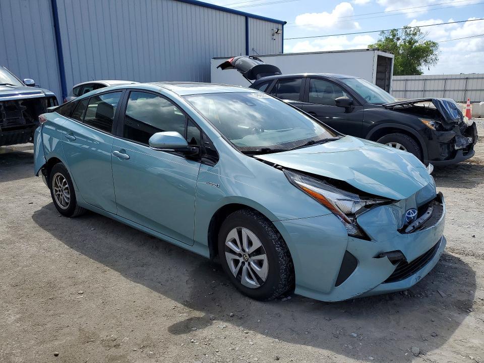 2016 Toyota Prius Three