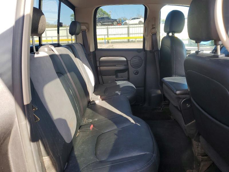 2004 Dodge RAM 1500 ST