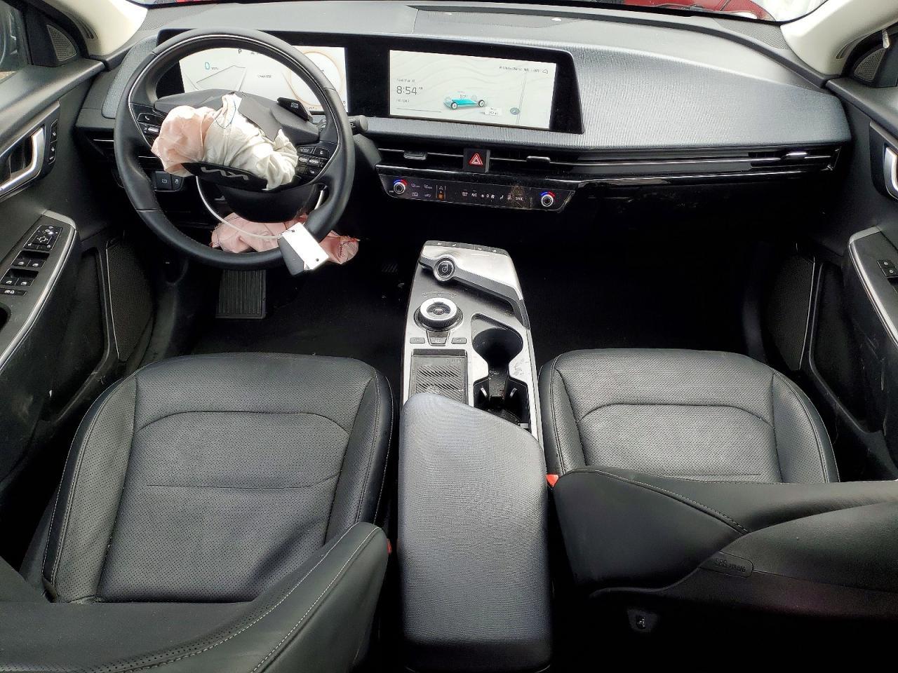 2023 KIA EV6 Wind