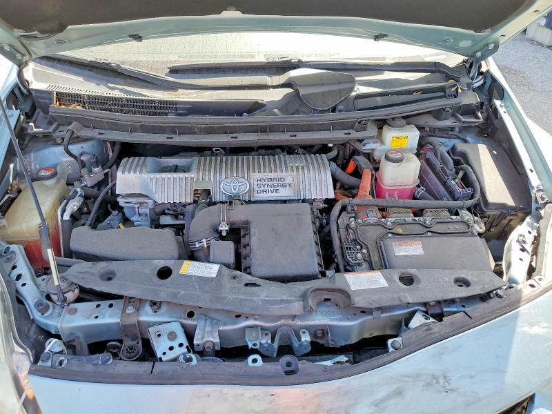 2015 Toyota Prius two