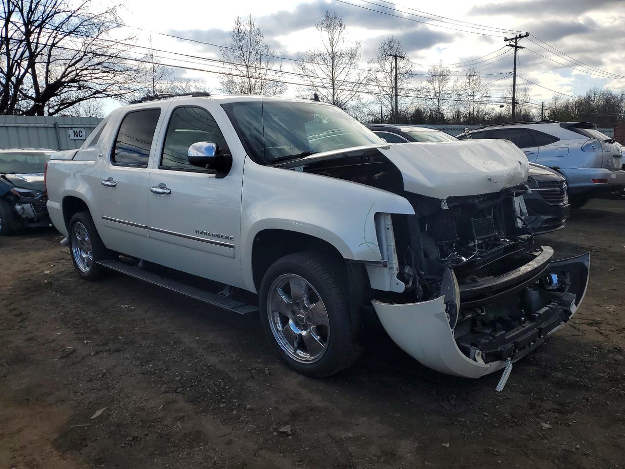 2011 Chevrolet Avalanche LTZ