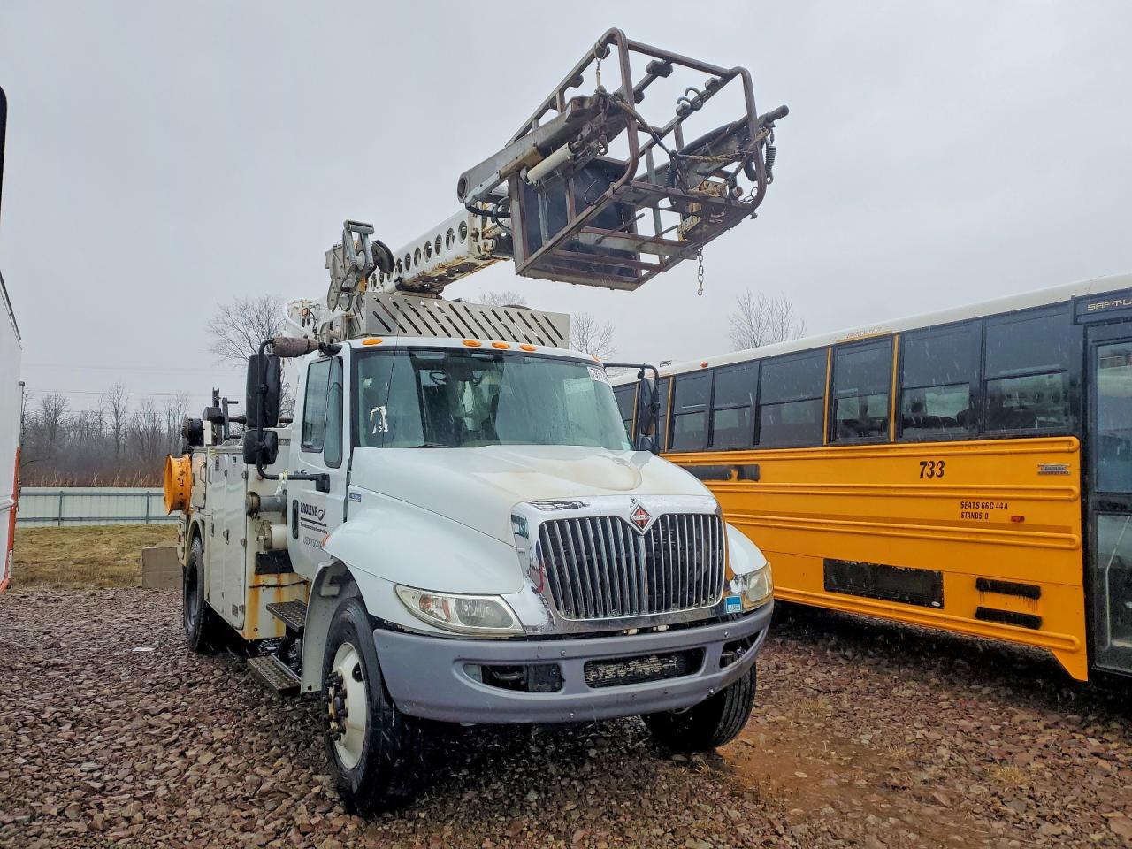 2013 International 4300 Cable Placer Bucket Truck