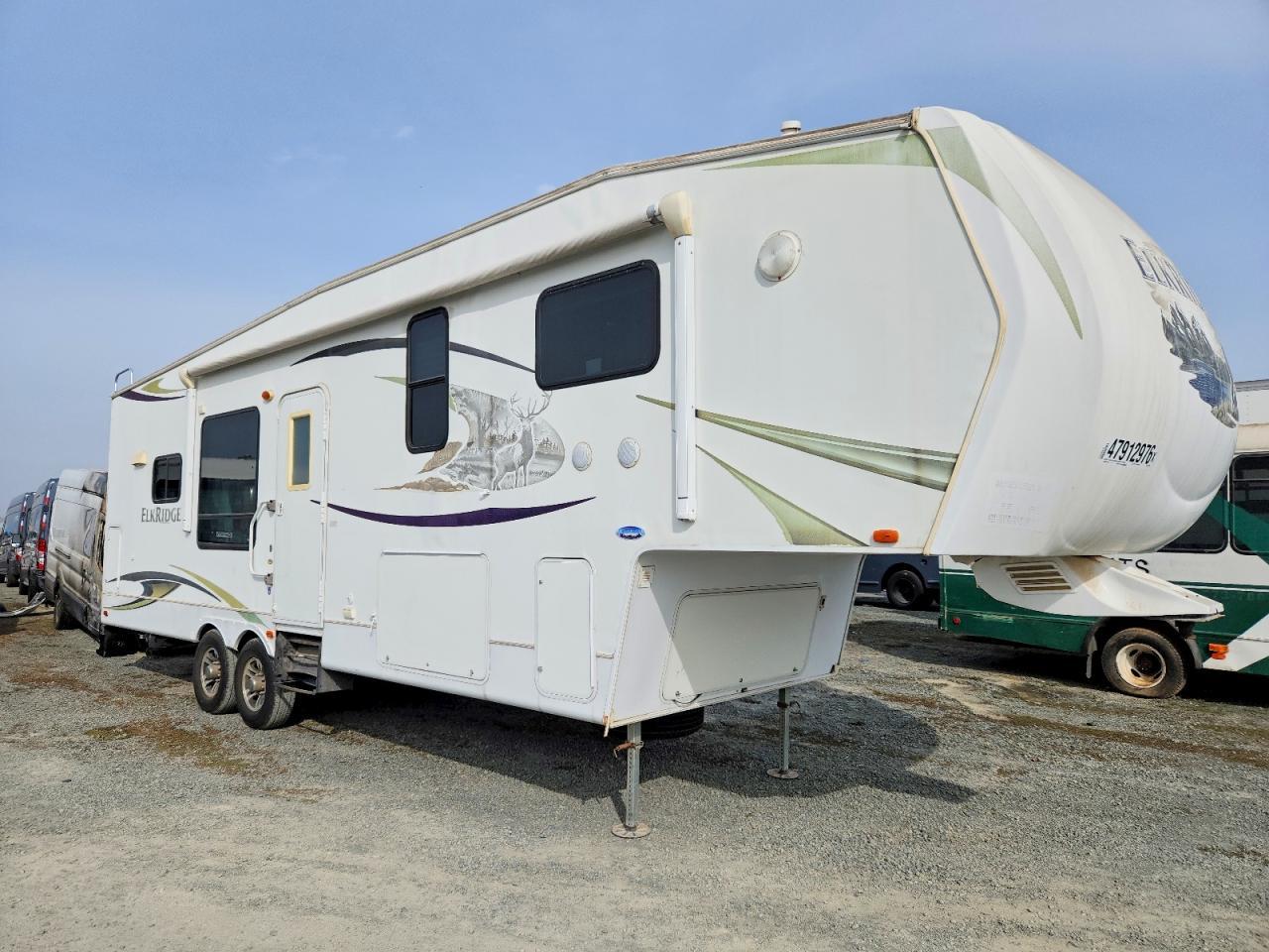 2010 Heartland Elkridge Camper