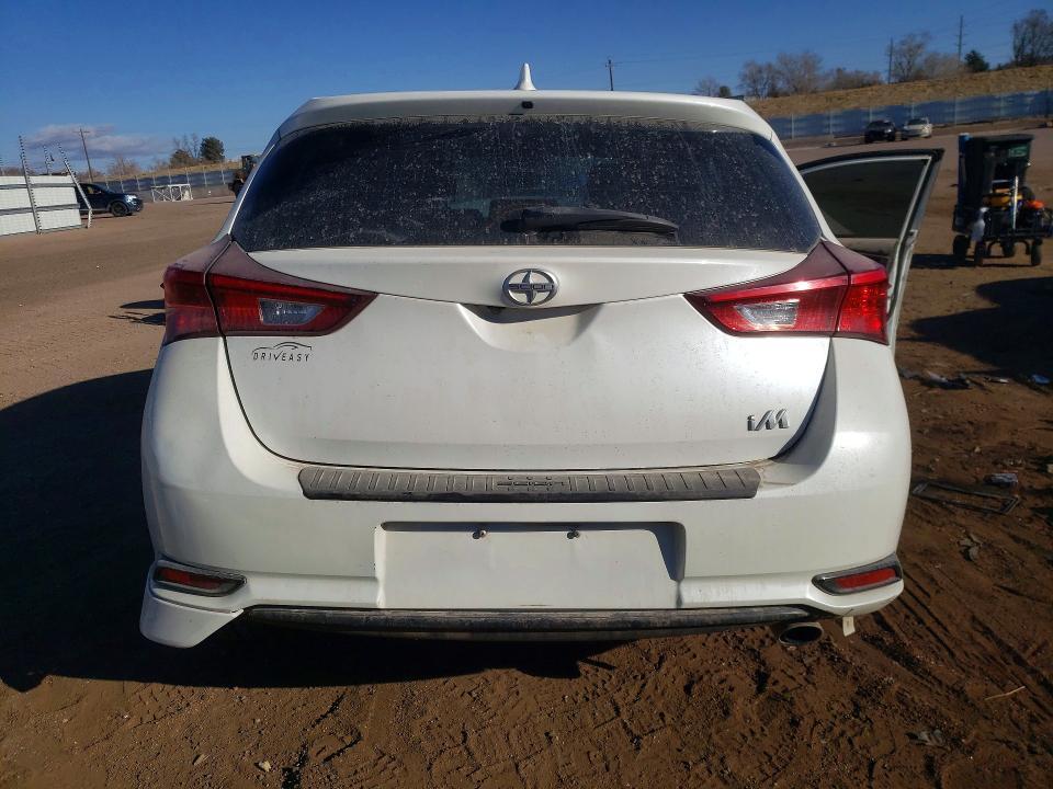 2016 Scion IM