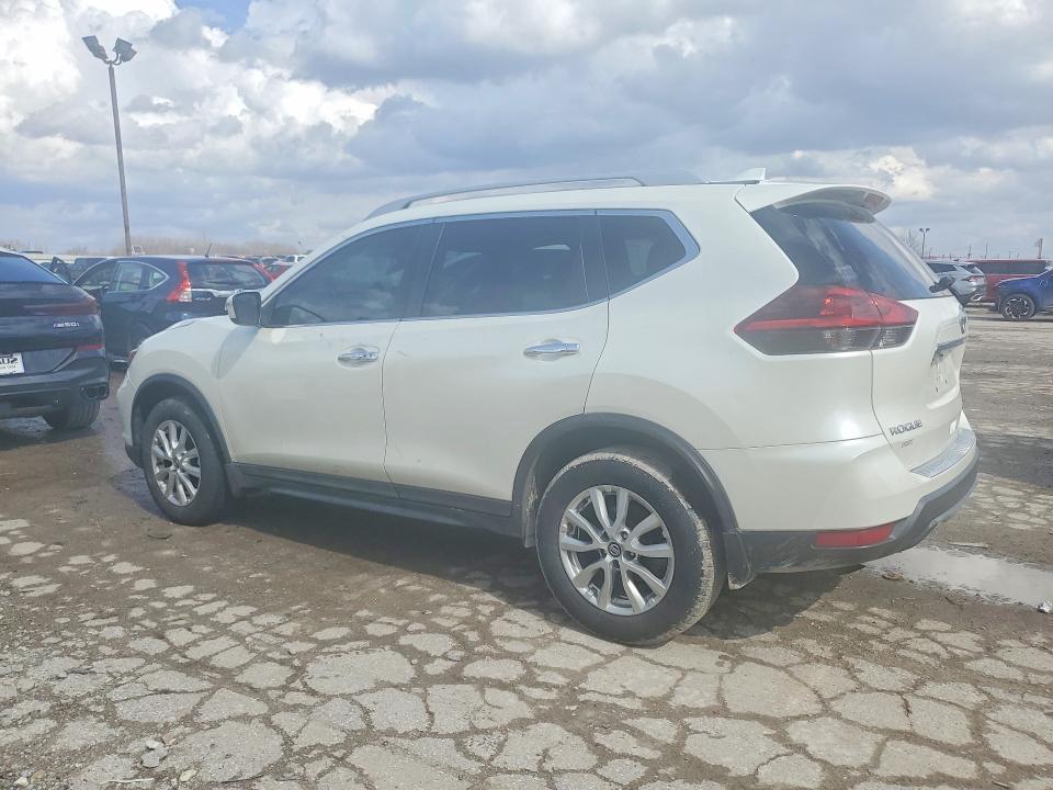 2018 Nissan Rogue sv