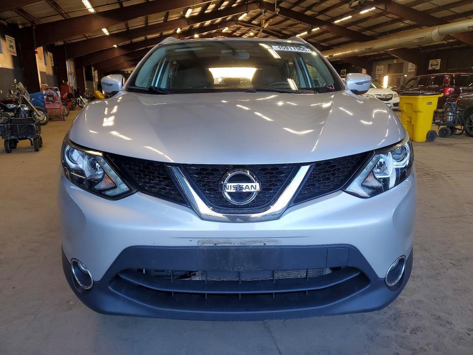 2017 Nissan Rogue Sport sv