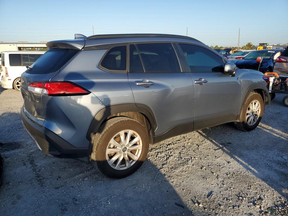 2024 Toyota Corolla Cross le