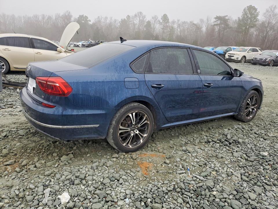 2019 Volkswagen Passat Wolfsburg