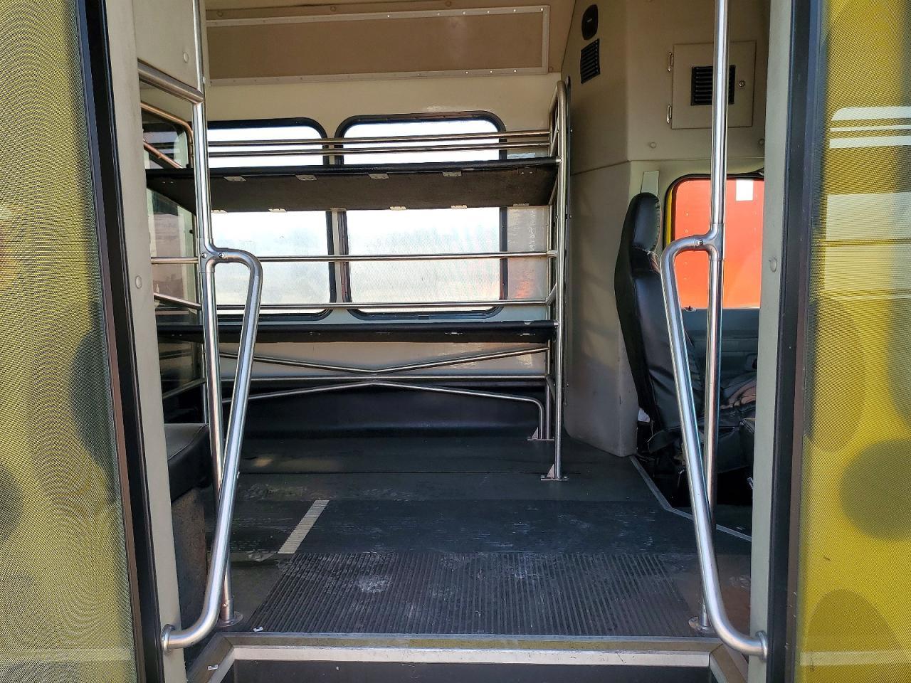 2018 Ford E450 Transit Bus