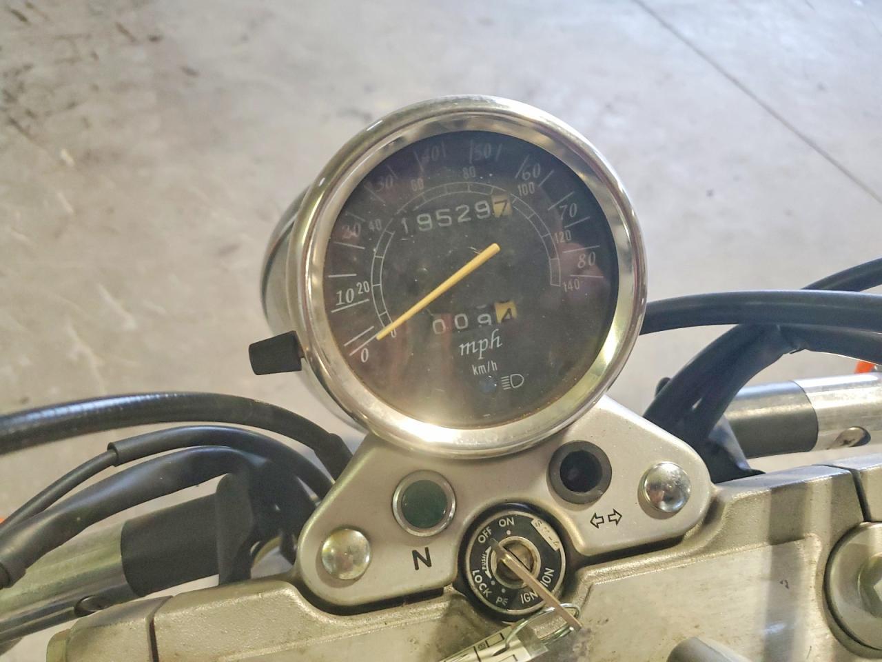 2005 Suzuki GZ250