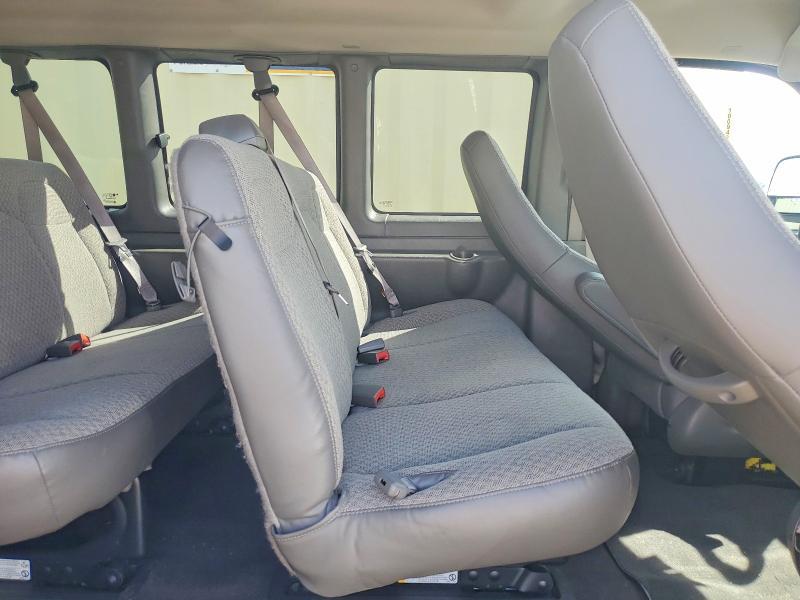 2025 Chevrolet Express G3500 LT