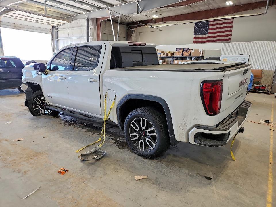 2023 GMC Sierra K1500 AT4