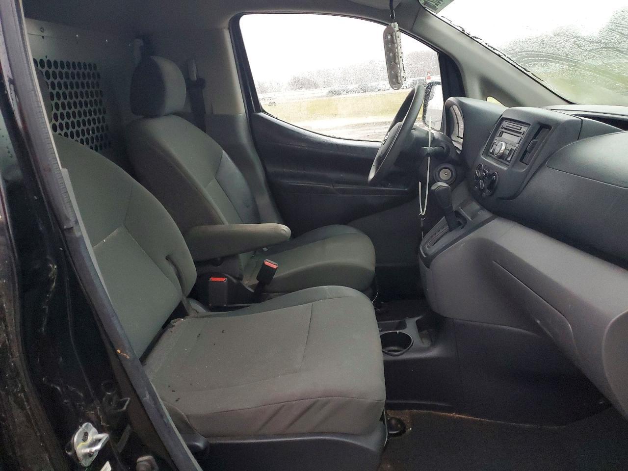2013 Nissan NV200 S