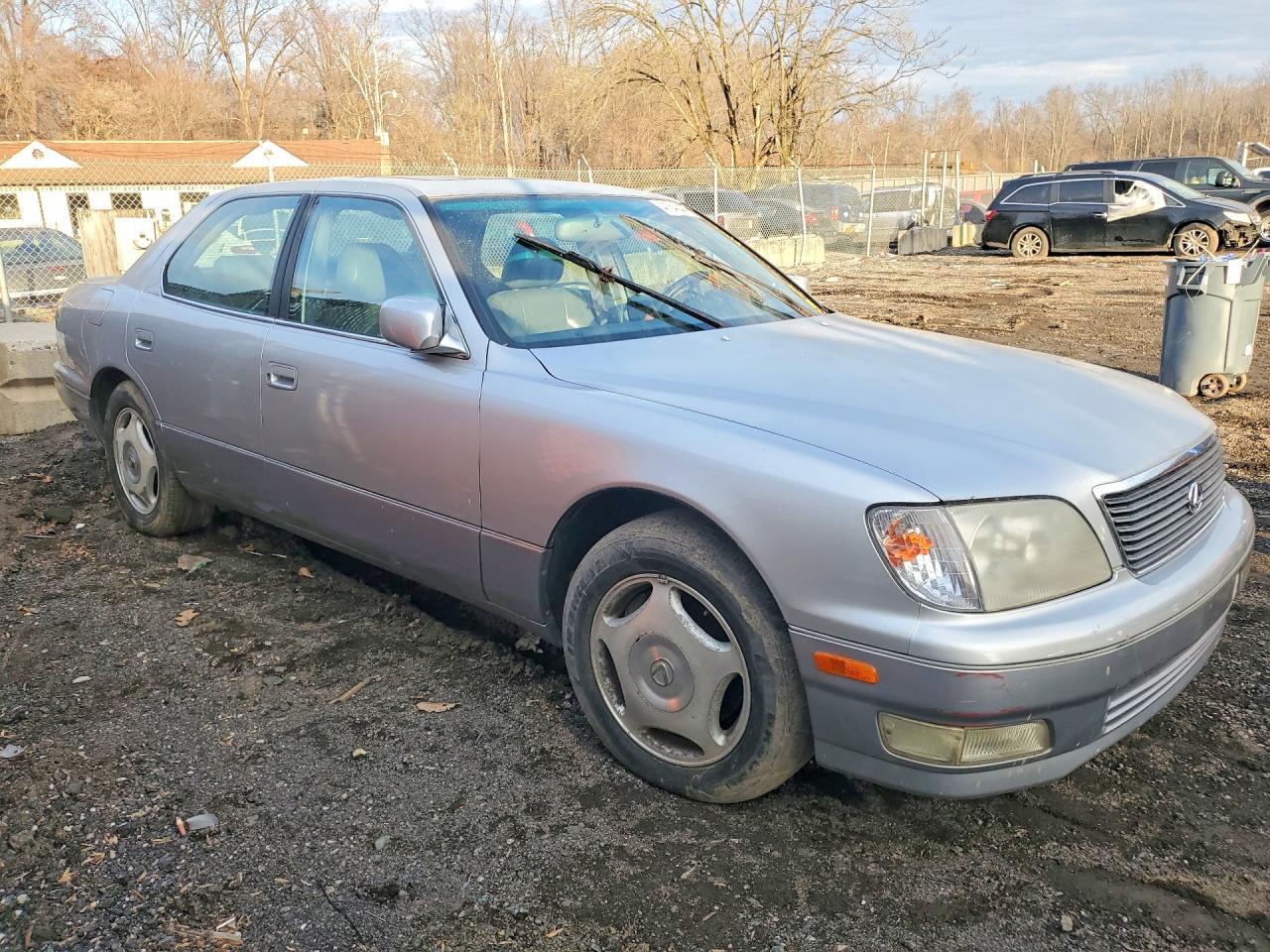 2000 Lexus Ls 400 Base