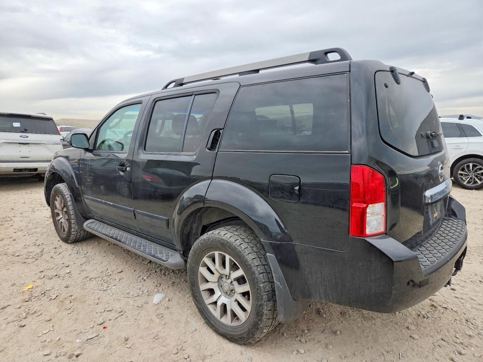 2008 Nissan Pathfinder se V8