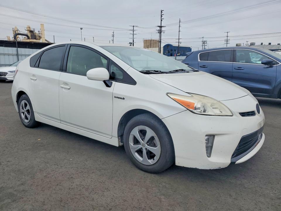 2014 Toyota Prius two