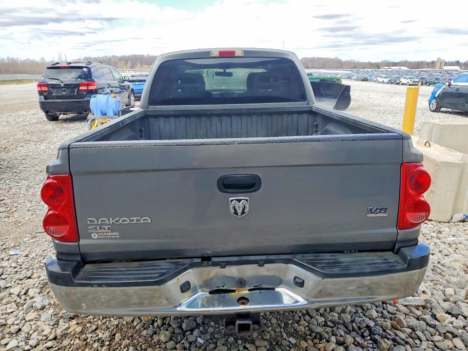 2006 Dodge Dakota Quad SLT