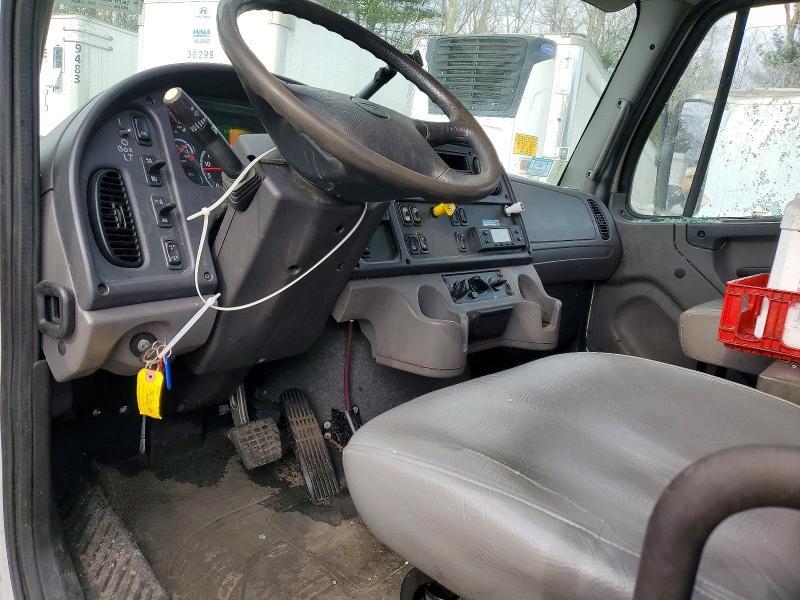 2017 Freightliner Business Class M2 Refrigerated box Truck