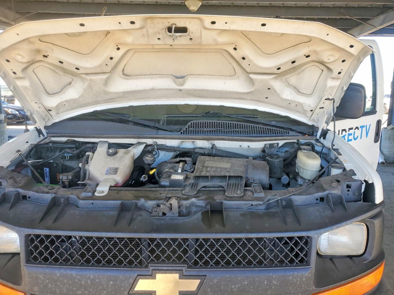 2016 Chev Express G2500