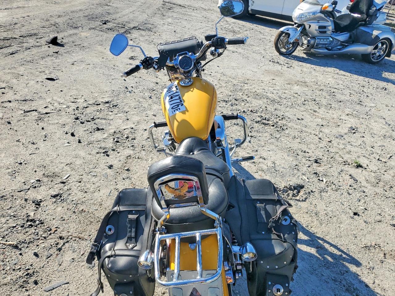 2005 Harley-Davidson XL883 C