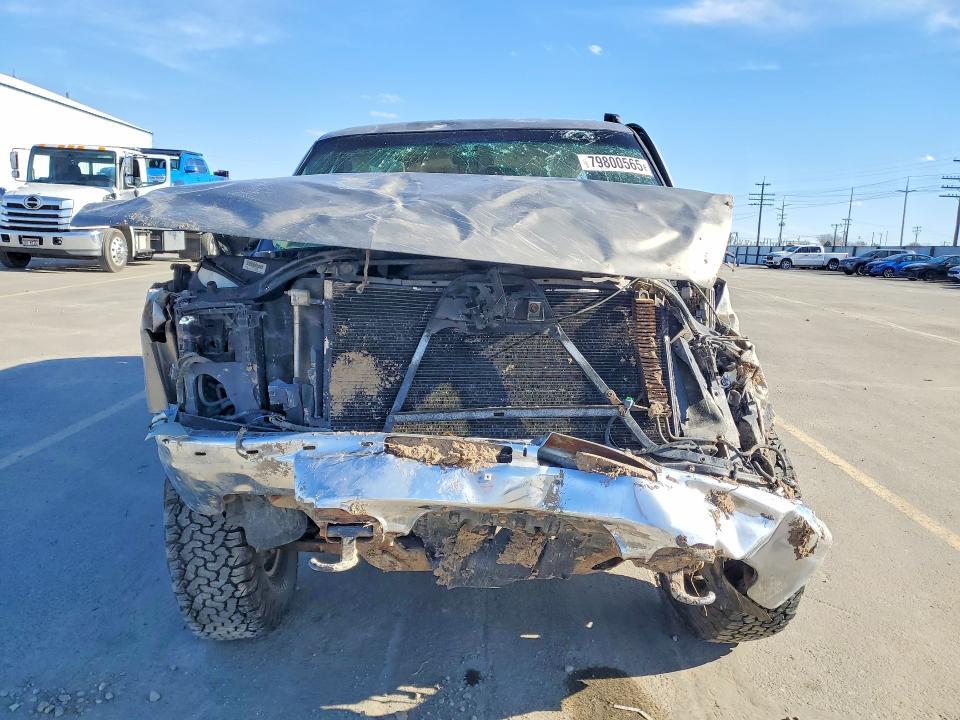 2003 Chevrolet Suburban