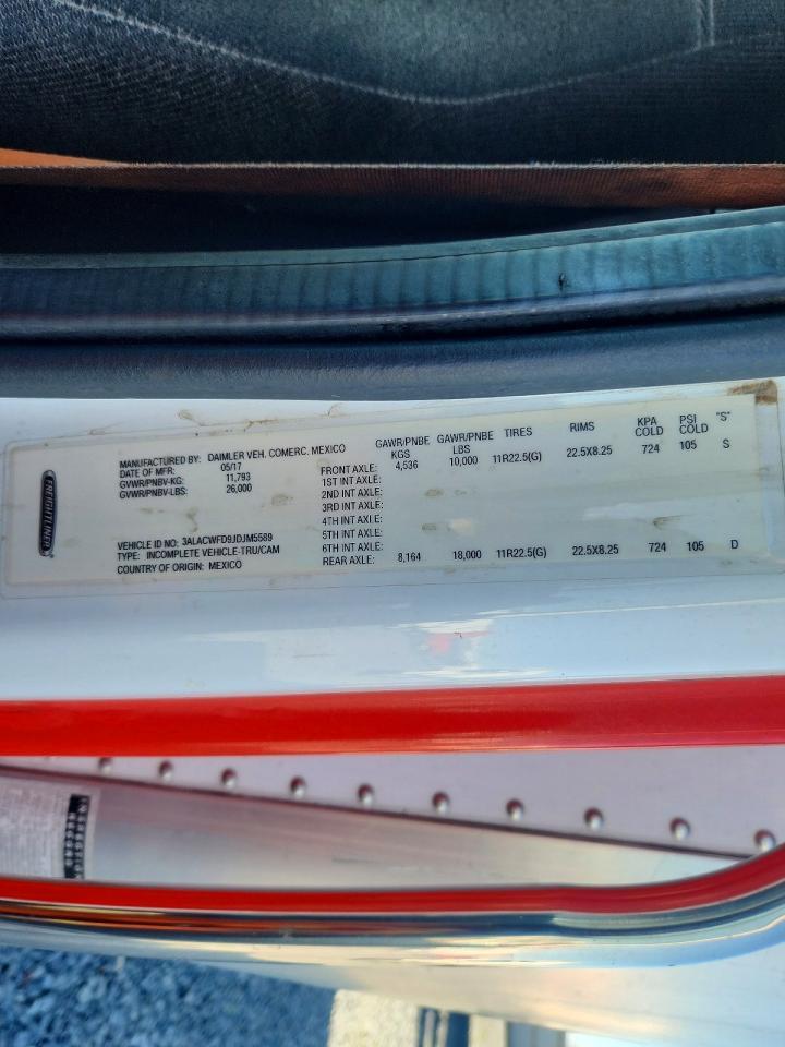 2018 Freightliner Business Class M2 BOX Truck