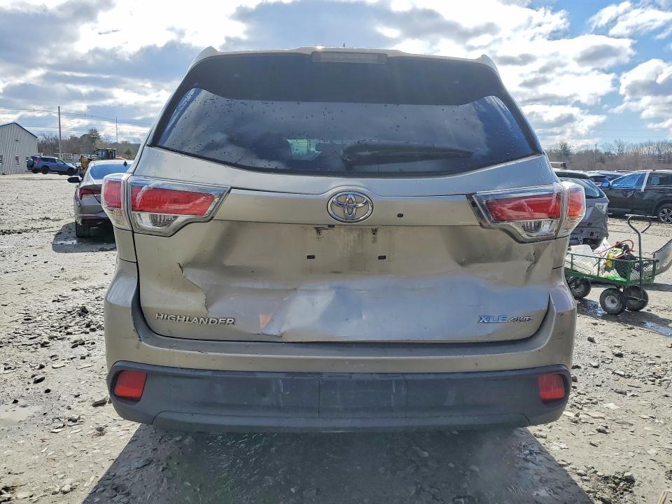 2015 Toyota Highlander xle