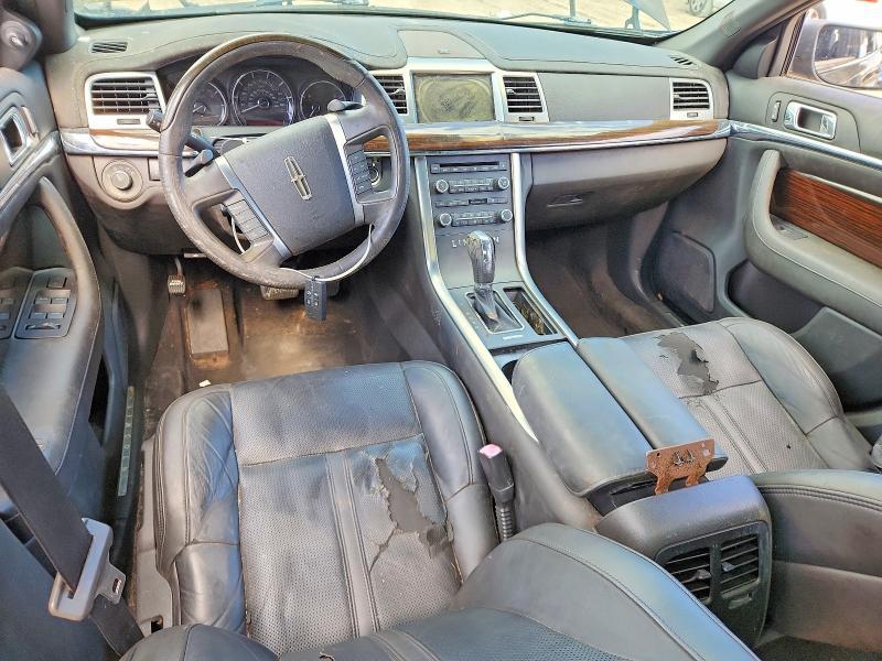 2010 Lincoln Townhouse MKS