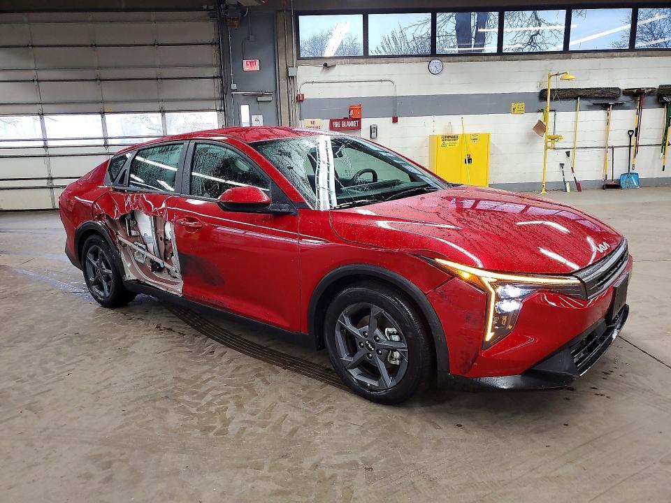 2026 KIA K4 lxs