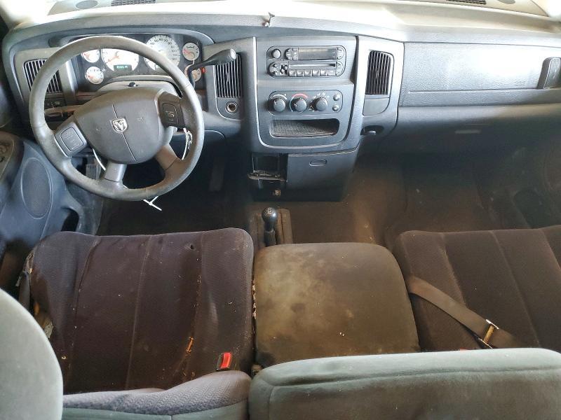 2004 Dodge RAM 1500 ST