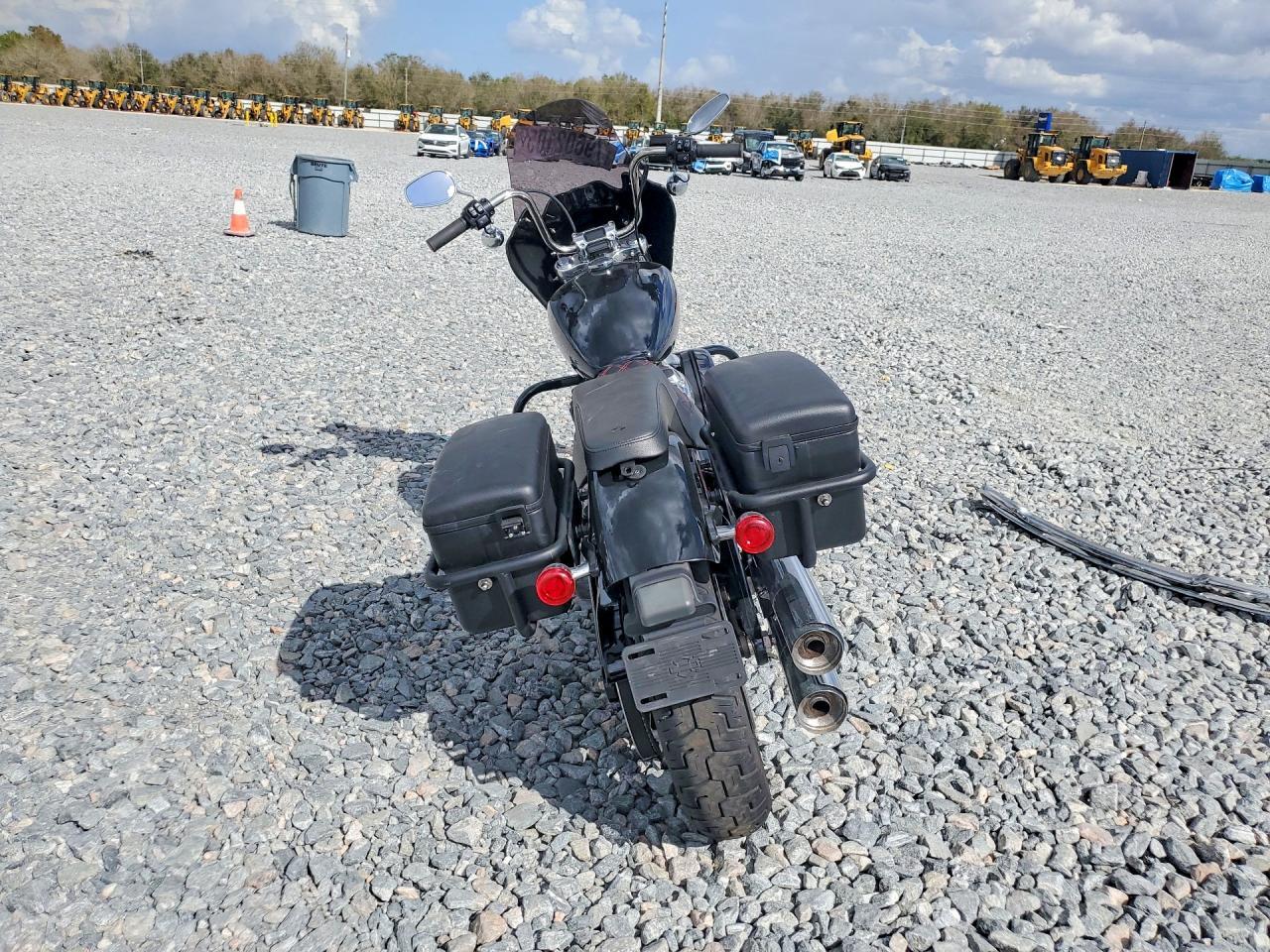 2023 Harley-Davidson Fxst